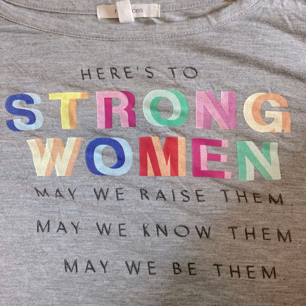 Women’s strong shirt Size xs